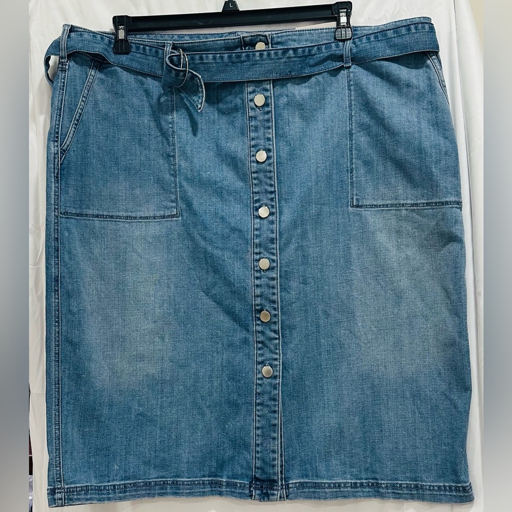Chico’s Button Front Denim Skirt Size 4 (20) Blue With Removable Belt NWT - Picture 3 of 11